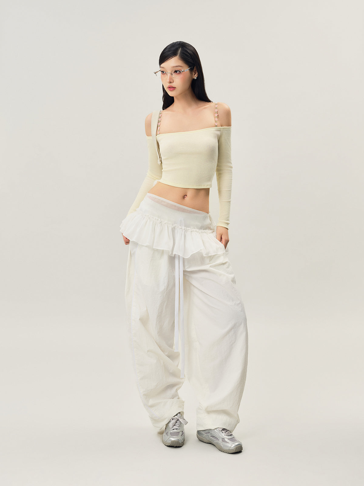 Luna Off-Shoulder Croptop