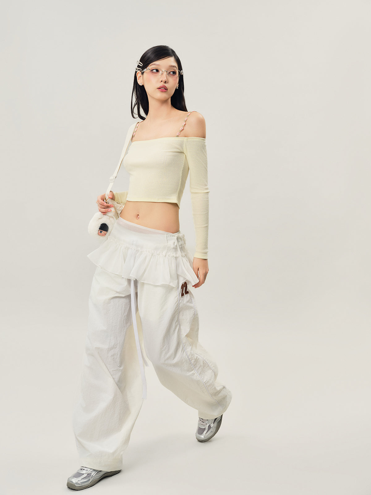 Luna Off-Shoulder Croptop